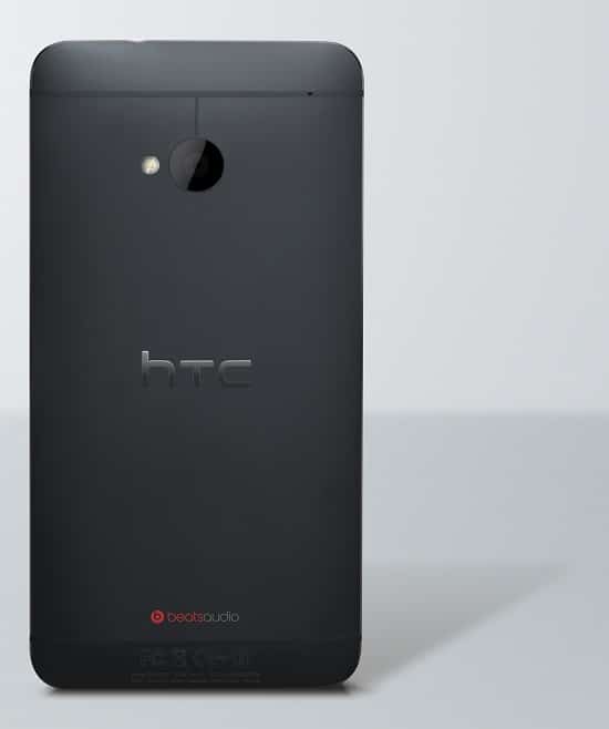 HTC One Noir arrière