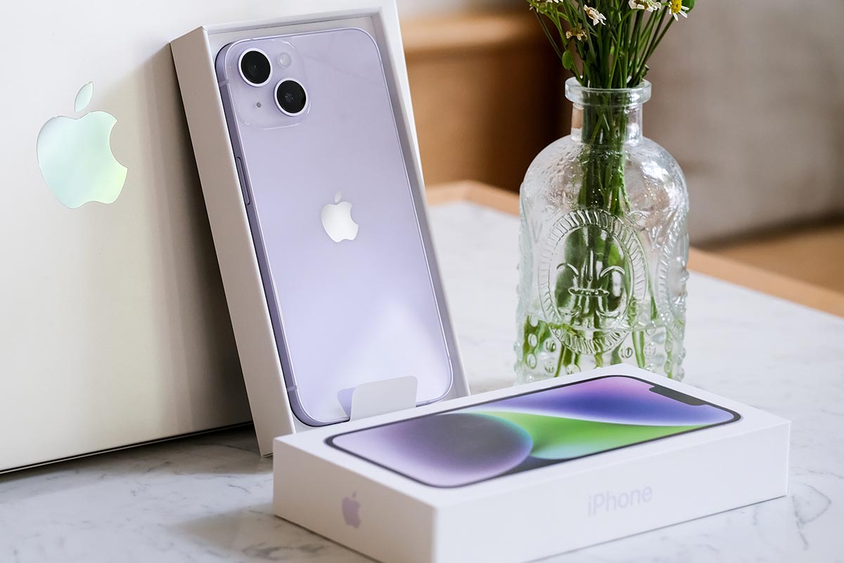 iphone 14 violet