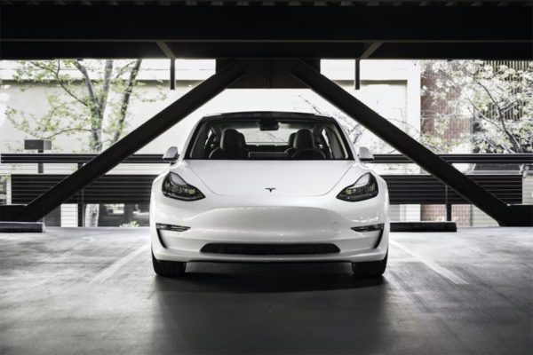 tesla 3